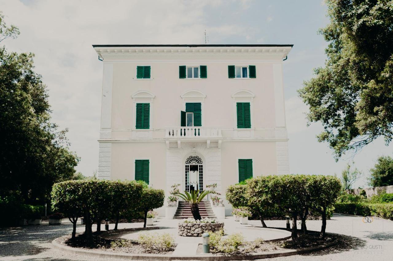 Villa Parisi Grand Hotel Кастільончелло Екстер'єр фото