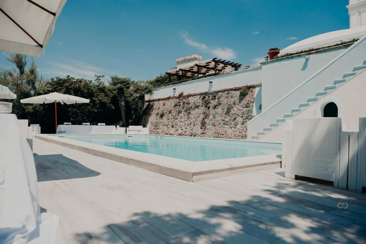 Villa Parisi Grand Hotel Кастільончелло Екстер'єр фото