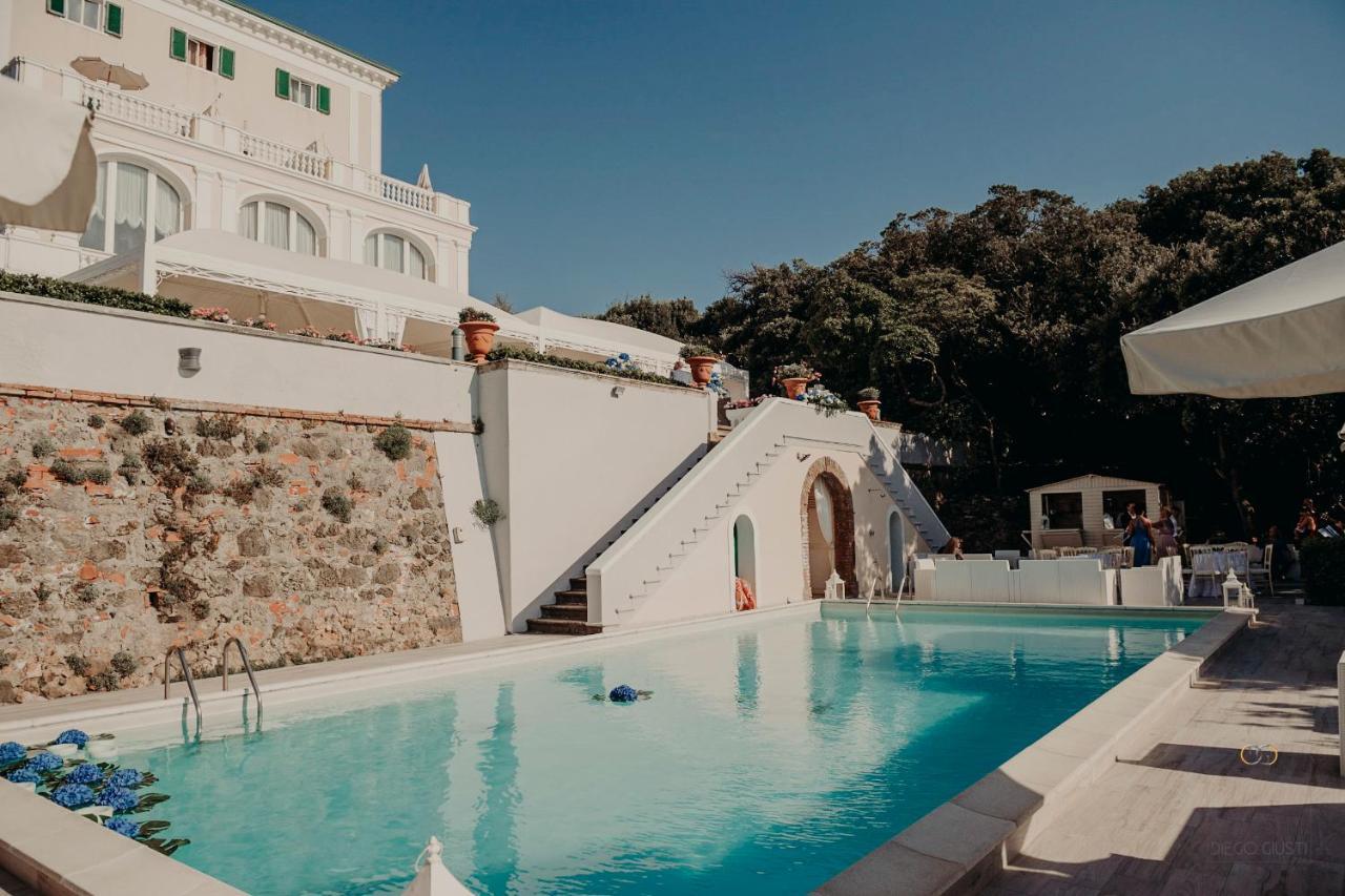 Villa Parisi Grand Hotel Кастільончелло Екстер'єр фото