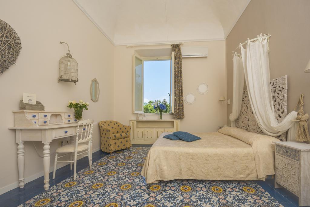 Villa Parisi Grand Hotel Кастільончелло Екстер'єр фото