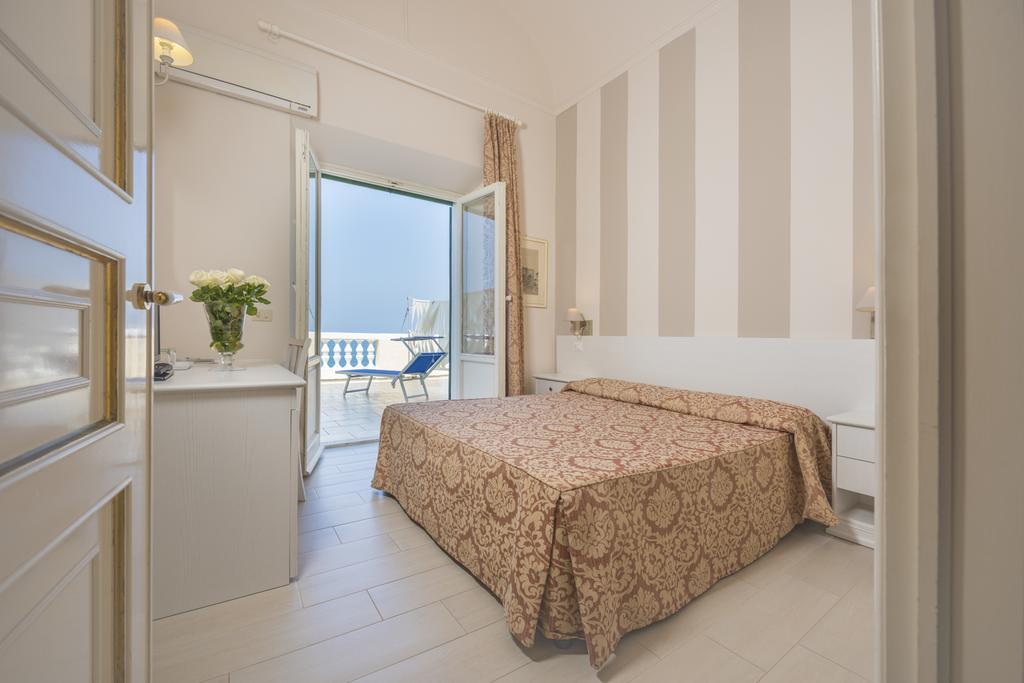 Villa Parisi Grand Hotel Кастільончелло Екстер'єр фото